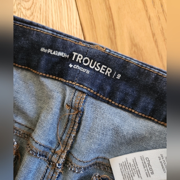 Chico's Women's Jeans Size 2/ size 12 - Picture 7 of 10